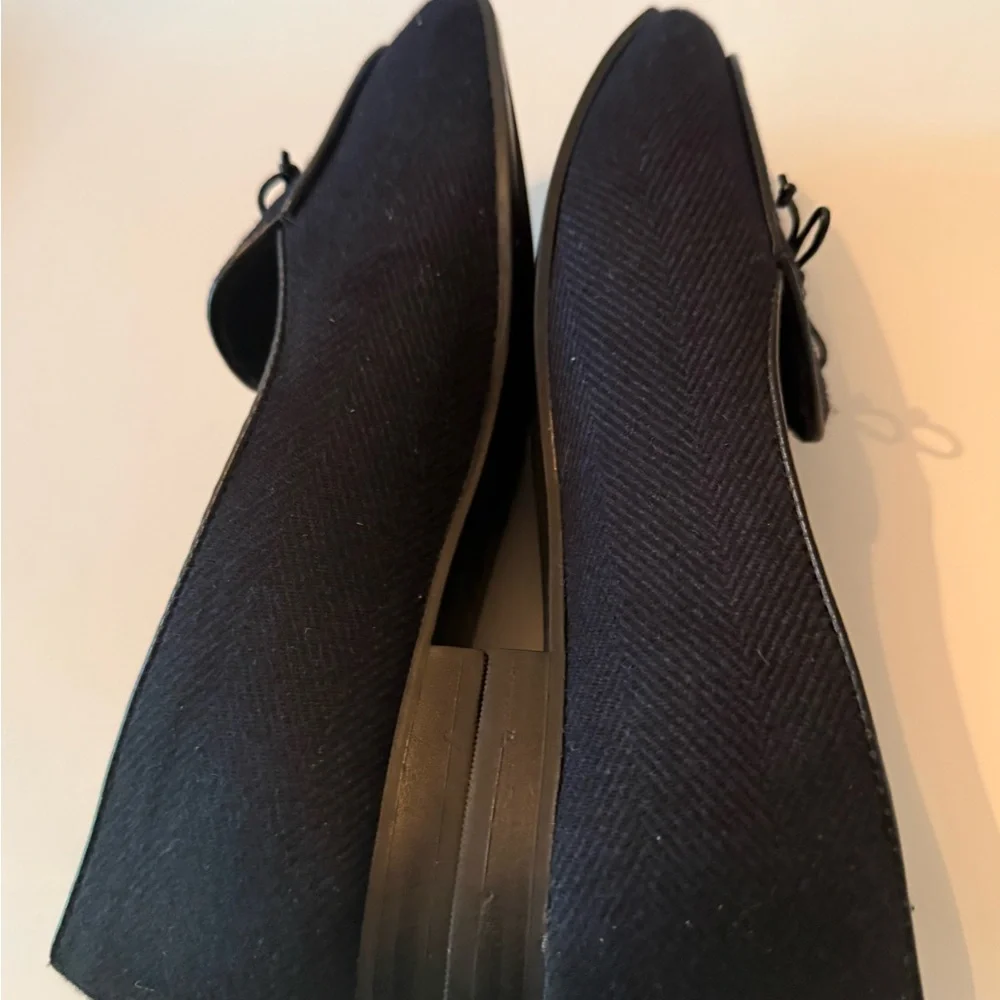 Nautica Kelline Navy Women's Loafers with Silver Charm NEW Size 6.5